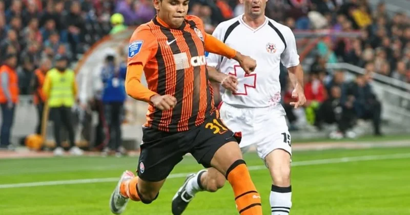 Məşhur futbolçu Rusiya Ukrayna müharibəsində həlak olub FOTOLAR