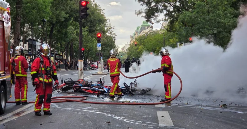 Fransada iğtişaşların vurduğu ziyan qiymətləndirilir