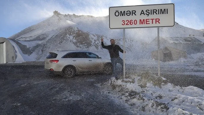 Məşhur Ömər aşırımından maraqlı görüntülər FOTOLAR