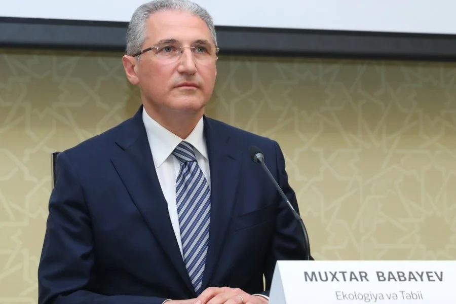 Muxtar Babayevin COP29da azyaşlı ilə səmimi VİDEOSU