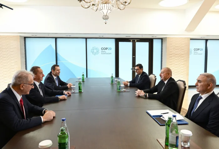 Prezident İlham Əliyev federasiya prezidentləri ilə