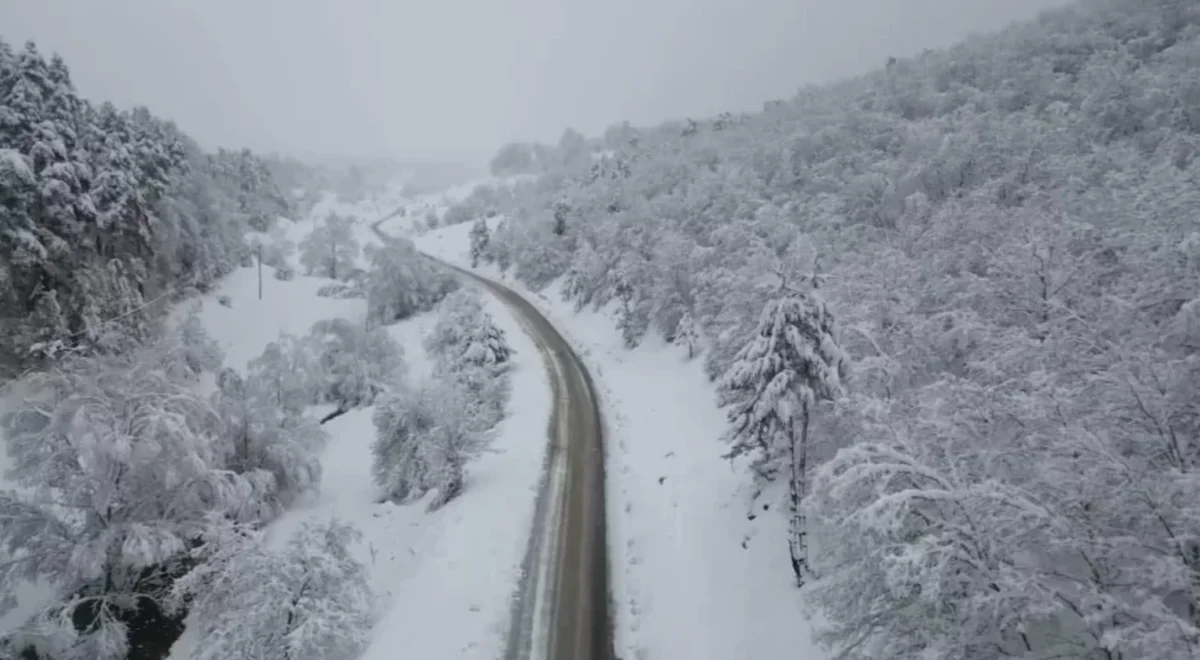 Qubanın dağ kəndləri yenidən ağ örpəyə büründü FOTO/VİDEO