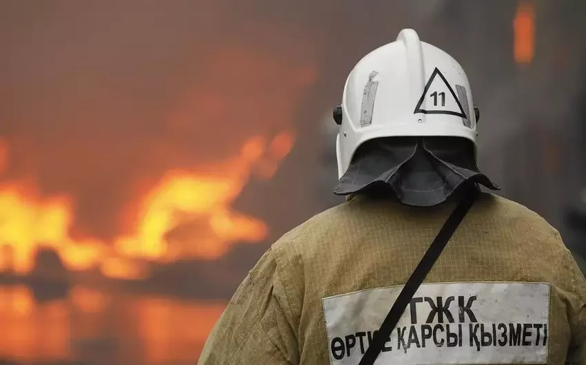 Qazaxıstanda keçmiş məscidin binasında partlayış olub, ölənlər var