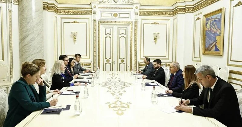 Paşinyan ABŞ rəsmisi ilə Azərbaycanla sülh razılaşmaların müzakirə edib