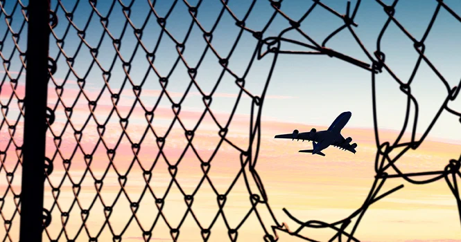 Лондон пригрозил остановить выдачу виз гражданам трех стран