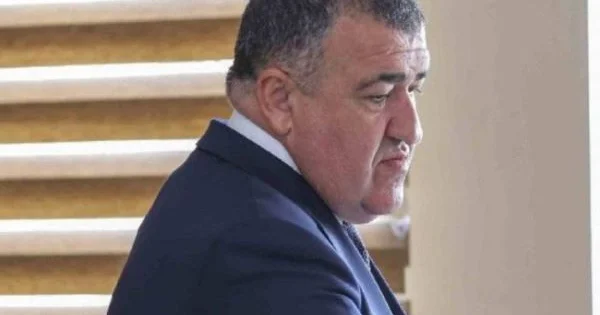 Prezident xəbərdarlıq edir, Xətaidə isə nəticə çıxarmaq əvəzinə... Qanunsuz tikintilər baş alıb gedir