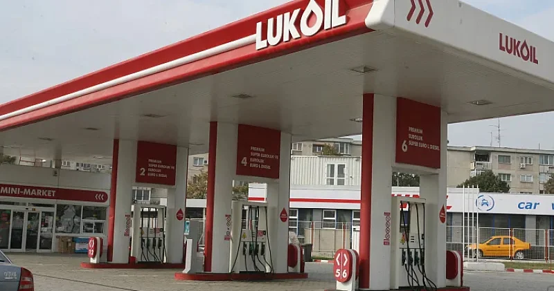 Bakıda Lukoil YDM lərində nağdsız ödəniş dayandırıldı