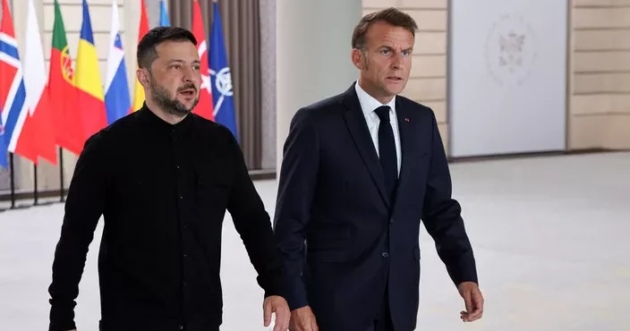 Zelenski Fransaya gedir: Ukraynaya qan küçürülür