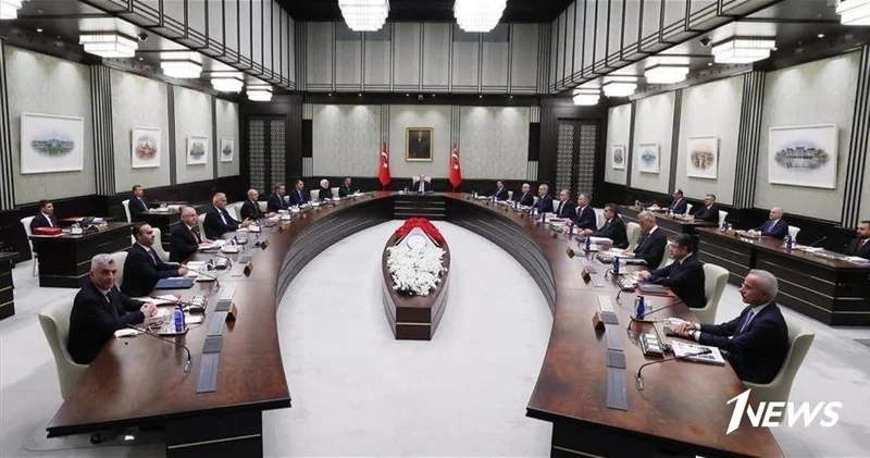 Эрдоган собирает заседание Кабинета: в повестке данные черного ящика разбившегося военного самолета