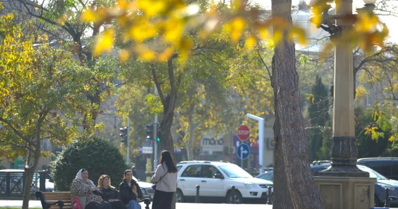 Çinin Sinxua agentliyi Bakıda gündəlik həyatla bağlı fotomaterial hazırlayıb