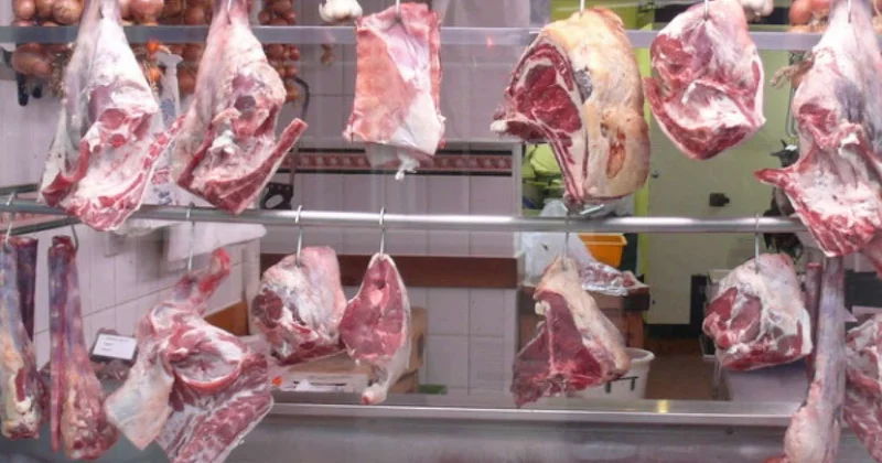 Ət bazarında böhran: Qoyun ətinin kilosu 30 manata qədər qalxacaq?