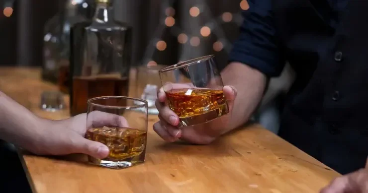 Alkoqol qəbulundan sonra yaranan hansı hisslər xərçəngin inkişaf əlamətidir