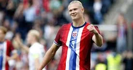 Norveçli forvard Robert Levandovskinin rekordunu təkrarlayıb