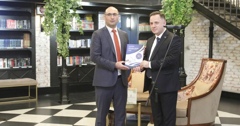 “Mühasibat uçotu” praktiki tətbiqi və nəzəri təhlili kitabın təqdimatı keçirilib FOTO