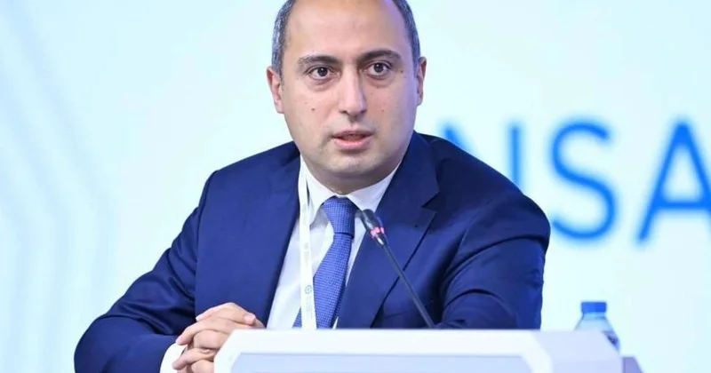 “Fikir bildirmək ayıbdır” Nazirdən 107 minlik tender iddialarına reaksiya