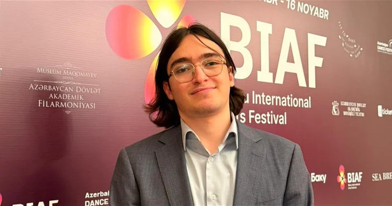 Муртуза Бюльбюль: Я очень рад, что сегодня, этим вечером, мы выступим на церемонии закрытия этого великого фестиваля