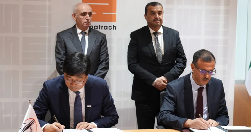 Əlcəzairin “Sonatrak” və Çinin Sinopk şirkətləri arasında neft emalı zavodunun inkişafı üzrə müqavilə imzalanıb