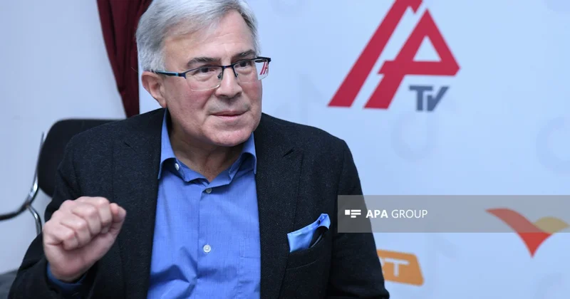 Həmid Herisçi: Müəllif üçün əsərini qısaltmaq onu sünnət eləmək kimi bir şeydir... Müsahibə