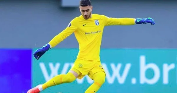 Yusif İmanov bu tur Kəpəz in heyətində debüt edə bilər sabah PFL də qeydiyyata alınacaq