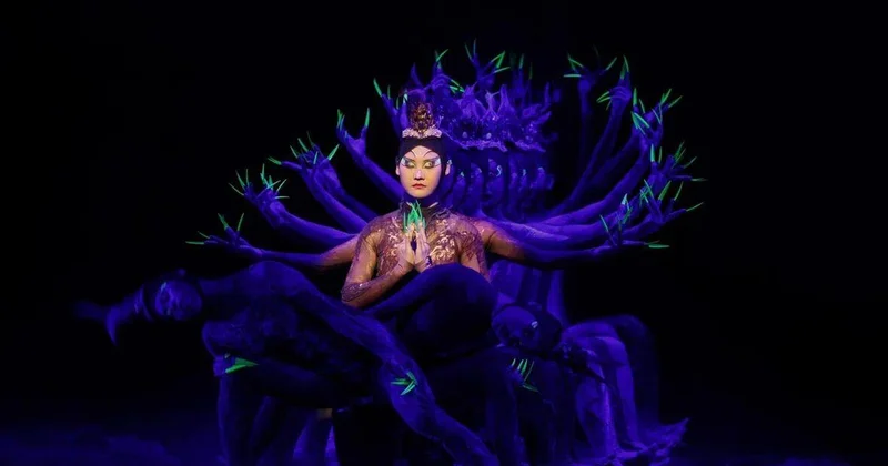 BIAF 2025 Yang Liping Contemporary Dance (Çin) qrupunun Bahar ayini xoreoqrafik tamaşasını böyük uğurla təqdim etdi FOTO