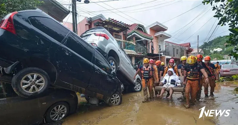 На Филиппинах оценивают последствия двух мощных тайфунов: почти 300 погибших
