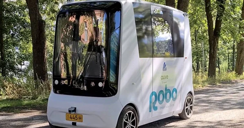 Avropada ilk sürücüsüz elektrik avtobusu işə başlayıb