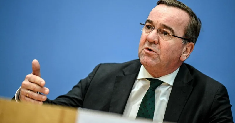 Rusiya NATO ölkəsinə hücum edəcək? Almaniyalı nazirdən AÇIQLAMA