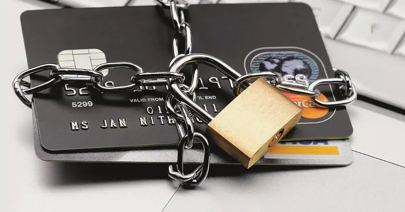 Bank kartlarından oğurluq artır: Kiber risklərə qarşı sığorta nə zaman əlçatan olacaq?