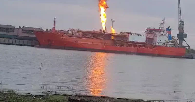 Российский дрон попал в турецкий газовоз Minval Politika