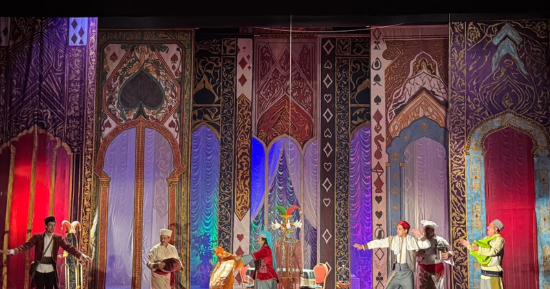 В Ашхабаде поставили оперетту Муж и жена Узеира Гаджибейли ФОТО