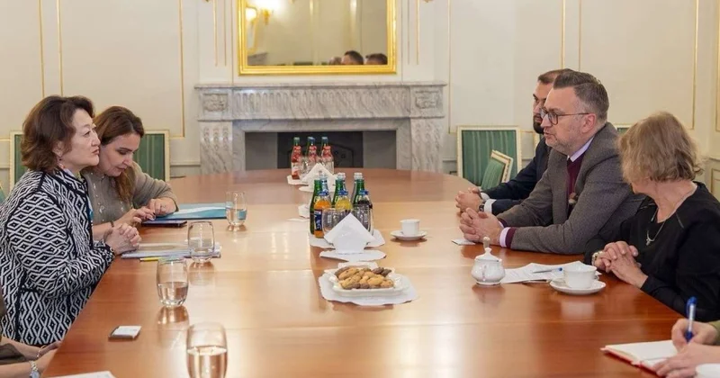 Varşava Universitetində Türk Mədəni İrs Mərkəzinin yaradılması haqqında saziş imzalanıb