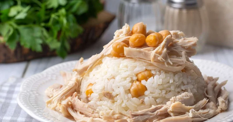 Türkiyədə 100 nəfər toyda zəhərləndi Toyuq ətindən