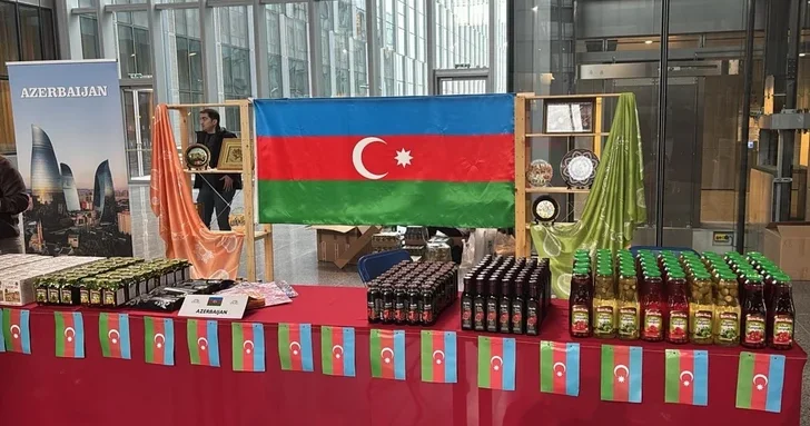 Азербайджан принял участие в благотворительной ярмарке, организованной НАТО