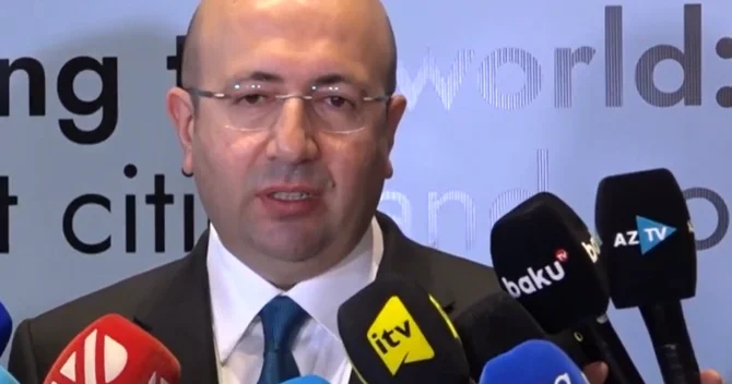 Azad olunan ərazilərin bərpası zamanı nələrə diqqət edilir? Komitə sədrindən açıqlama