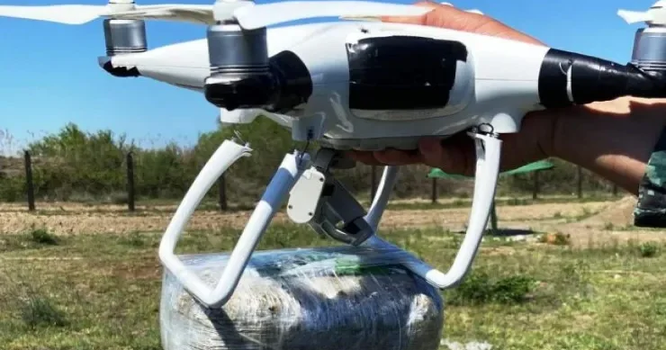 Azərbaycana PUA ilə narkotik keçirmək istədilər