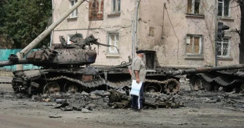 Rusiya Donetsk, Xarkov və Dnepropetrovskdə məntəqələr ələ keçirdiyini açıqlayıb