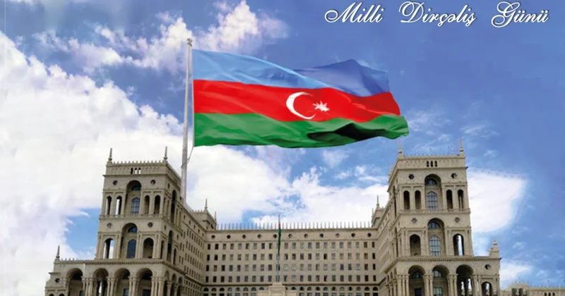 Kitabxanada Milli Dirçəliş Günü münasibətilə silsilə materiallar hazırlanıb