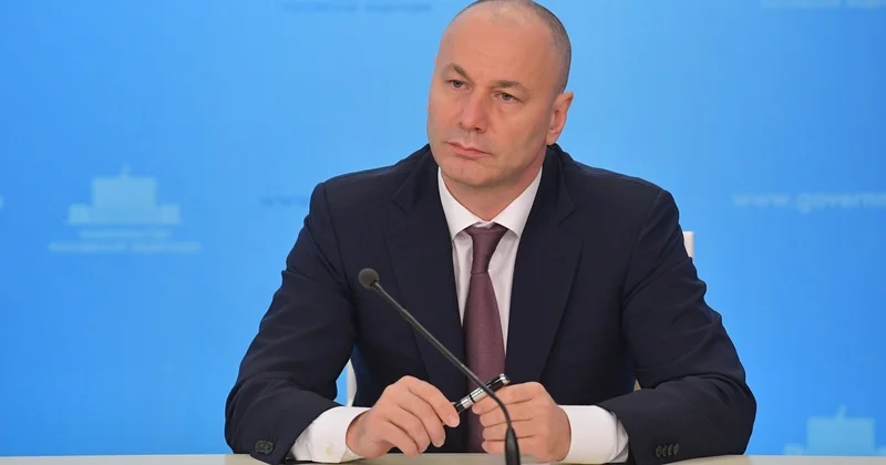 Nazirdən QƏRİBƏ XAHİŞ: “Zibildaşıyan…” KONKRET