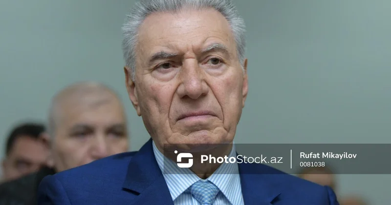 Əli Həsənov: Əvəz Zeynallının dedikləri ifrat dərəcədə şər və böhtandır