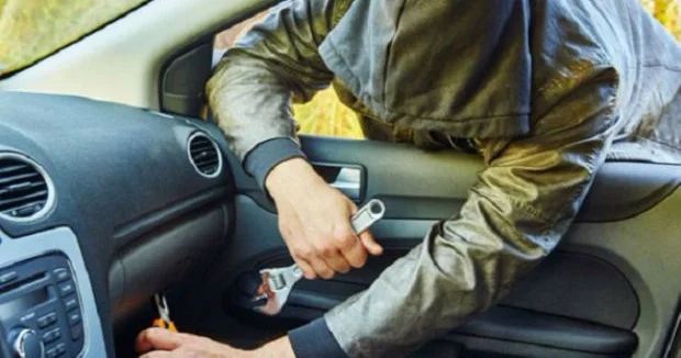 Bakıda maşın oğruları SAXLANILDI