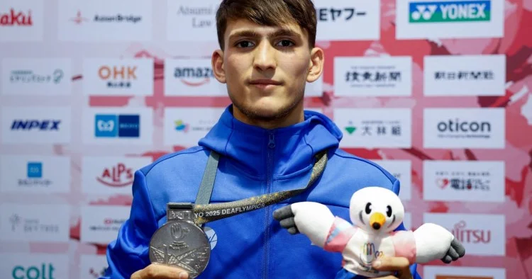 Əliyev Azərbaycana ilk dəfə medal qazandırdı