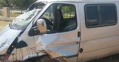 Goranboyda mikroavtobus qəzaya düşdü