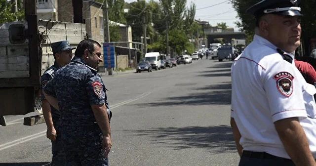 İrəvanda bankdan oğurluq: 1 milyondan çox...