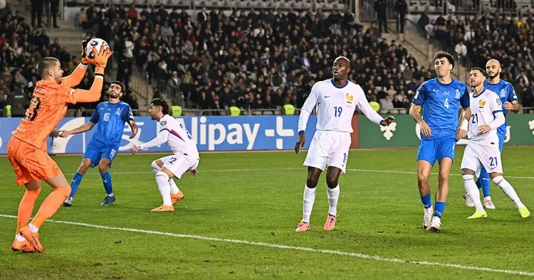 Biz təəccübləndirən, çox qətiyyətli komanda ilə qarşılaşdıq Fransa millisinin forvardı Azərbaycan yığması haqda