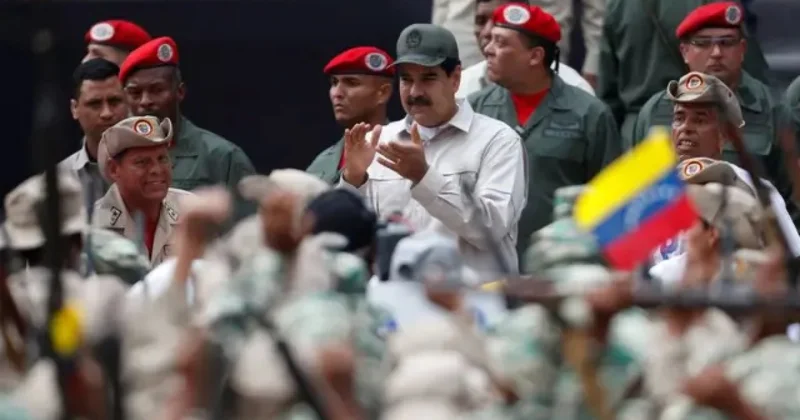 Müharibə başlayır Bu ölkədə prezidentin qaçması müzakirə edilir