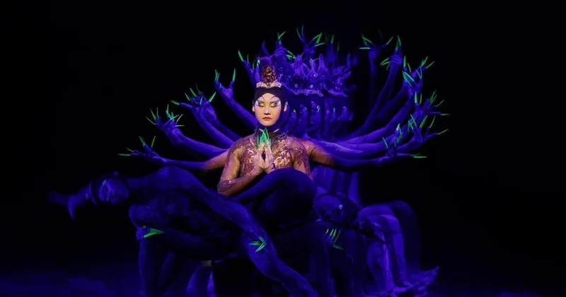 В Баку представлена хореографическая феерия The Rite of Spring легендарной труппы Yang Liping Contemporary Dance ФОТО