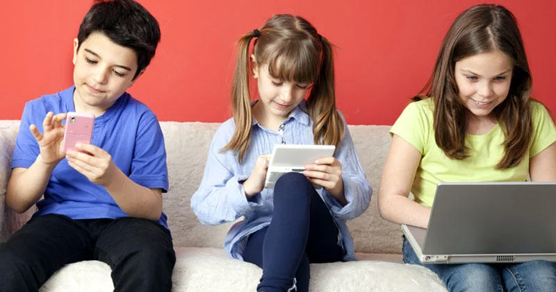 Uşaqları sosial şəbəkələrdən necə uzaq tutmalıyıq? PSİXOLOQ AÇIQLADI
