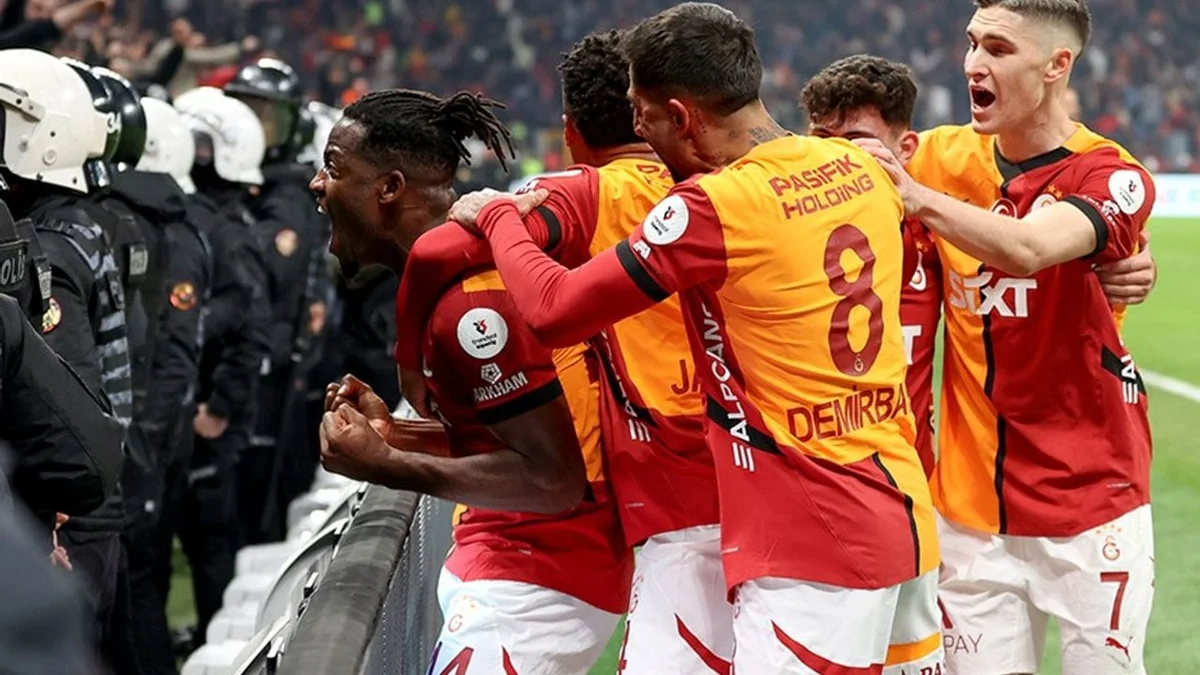 Qalatasaray bunu tarixində cəmi ikinci dəfə bacardı