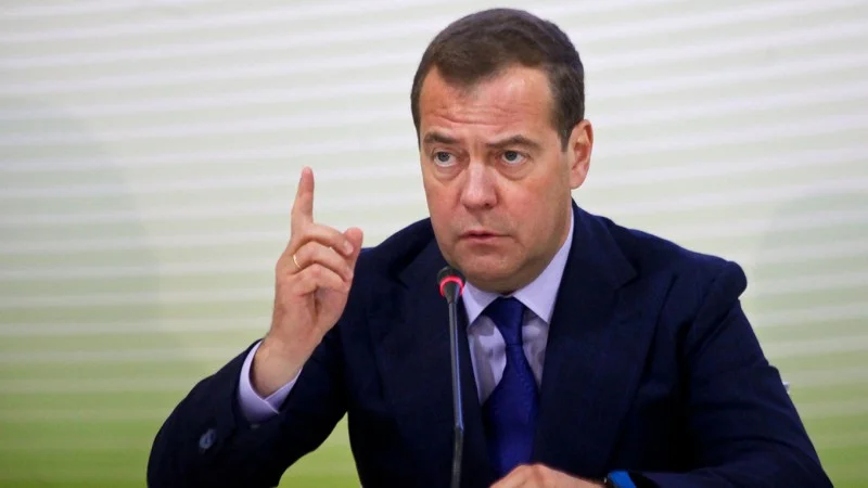 Medvedev generalın ölümünə görə Ukraynanı qisasla HƏDƏLƏDİ