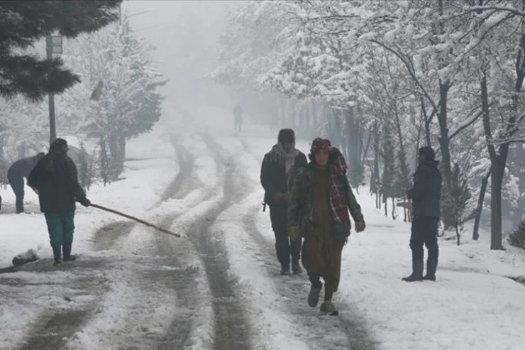 Sabah Bakıya qar yağacaq HAVA PROQNOZU